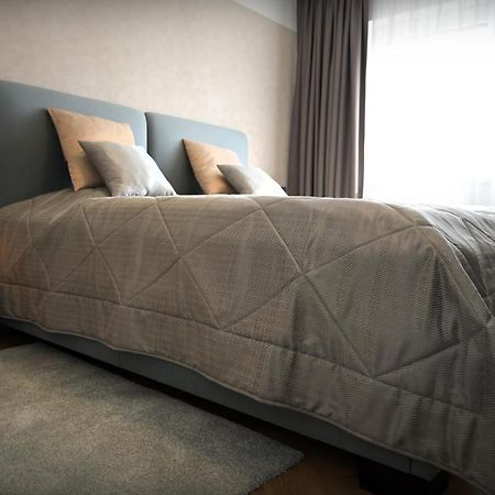 Apartman Golfballs Sajdikove Humence Eksteriør billede